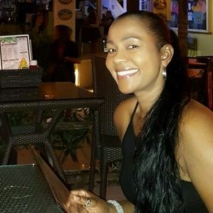 Meet your Posher, Nicola